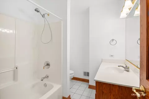 Bath - 15504 Dan Patch Dr, Plainfield, IL 60544 photo 3 of 4