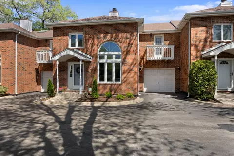 4916 Main St #2, Lisle, IL 60532