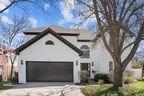 911 Oxford Rd, Deerfield, IL 60015