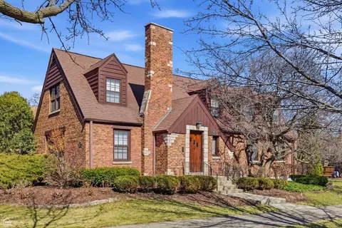 5901 N Newark Ave, Chicago, IL 60631