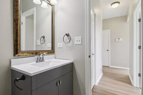Entry Way - 3649 Bailey St, Plano, IL 60545 photo 1 of 4
