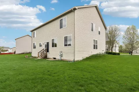 Exterior - 3649 Bailey St, Plano, IL 60545 photo 4 of 5