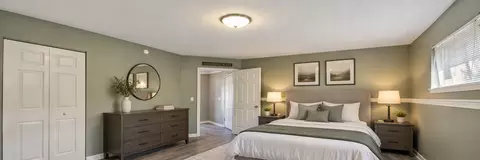 Bedroom - 241 E Parallel St #1A, Palatine, IL 60067 photo 1 of 7