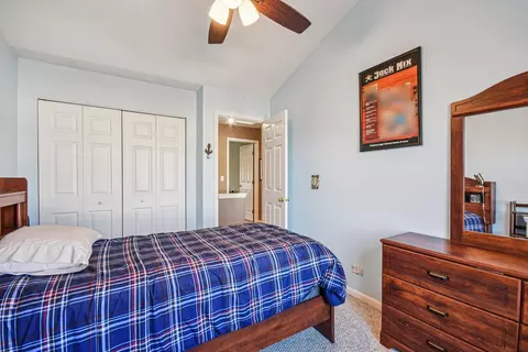 Bedroom - 241 E Parallel St #1A, Palatine, IL 60067 photo 7 of 7