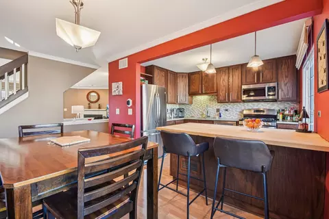Kitchen - 241 E Parallel St #1A, Palatine, IL 60067 photo 1 of 4