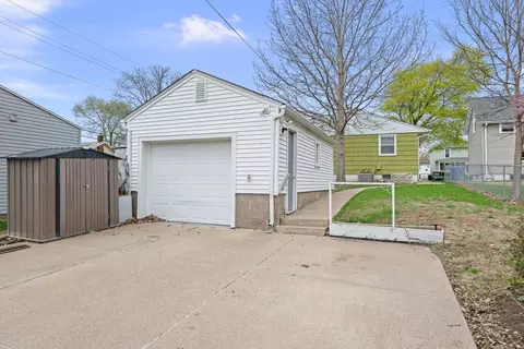 Other - 2374 33 St, Moline, IL 61265 photo 2 of 9