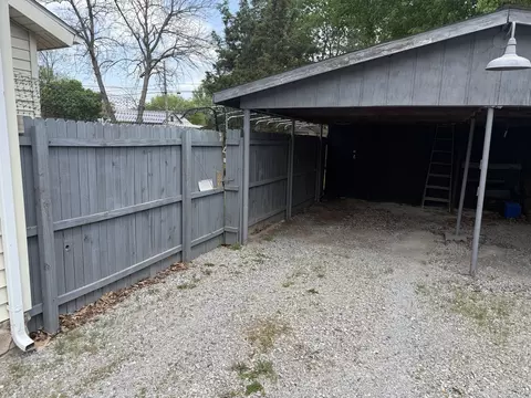 Exterior - 505 E 7th St, Metropolis, IL 62960 photo 3 of 9