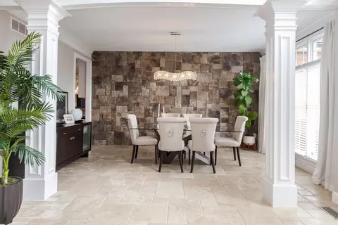 Dining - 33 Derby Way, Bloomington, IL 61704 photo 3 of 7