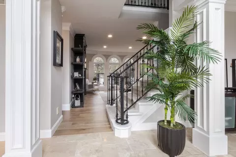 Entry Way - 33 Derby Way, Bloomington, IL 61704 photo 4 of 8