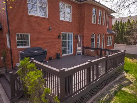Exterior - 33 Derby Way, Bloomington, IL 61704 photo 22 of 25
