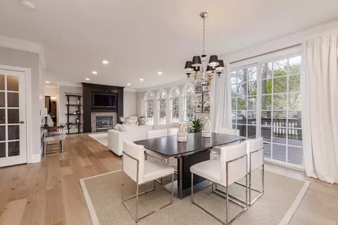 Dining - 33 Derby Way, Bloomington, IL 61704 photo 6 of 7