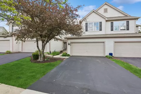304 Grand Ridge Rd #304, Saint Charles, IL 60175