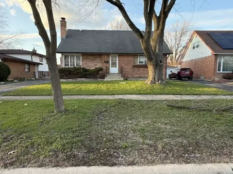 3818 168th St, Country Club Hills, IL 60478