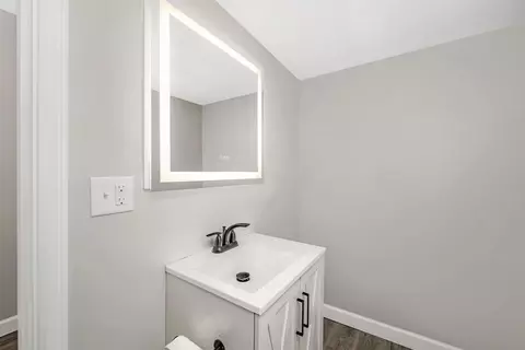 Bath - 303 S Jackson St, Gardner, IL 60424 photo 1 of 2