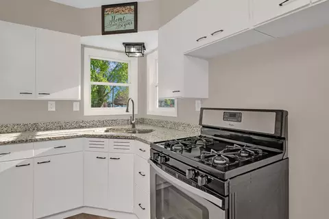 Kitchen - 303 S Jackson St, Gardner, IL 60424 photo 3 of 4