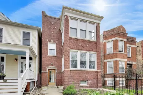 1657 W Winona St, Chicago, IL 60640