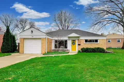 1149 N Hickory Ave, Arlington Heights, IL 60004