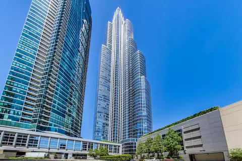 1211 S Prairie Ave #3901, Chicago, IL 60605