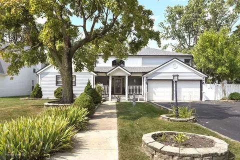 0 N632 Gables Blvd, Wheaton, IL 60187