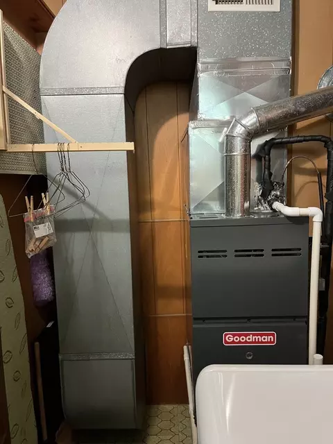 Other - 1001 Glendale St, Benton, IL 62812 photo 15 of 20