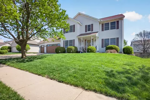 1503 Broad Creek Rd, Bloomington, IL 61704