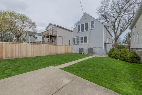 Exterior - Undisclosed, Chicago, IL 60641 photo 9 of 11