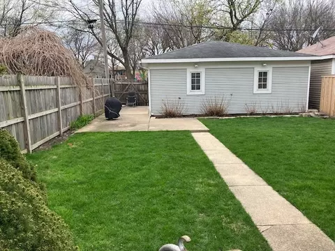Exterior - Undisclosed, Chicago, IL 60641 photo 7 of 11