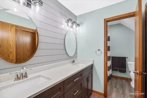 Bath - 10045 N Bell Rd, Minooka, IL 60447 photo 5 of 6