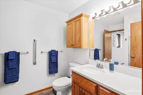 Bath - 10045 N Bell Rd, Minooka, IL 60447 photo 6 of 6