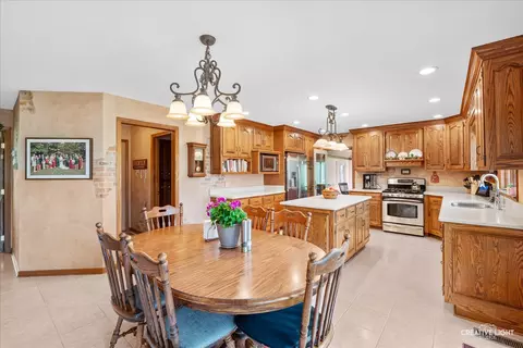 Kitchen - 10045 N Bell Rd, Minooka, IL 60447 photo 3 of 3