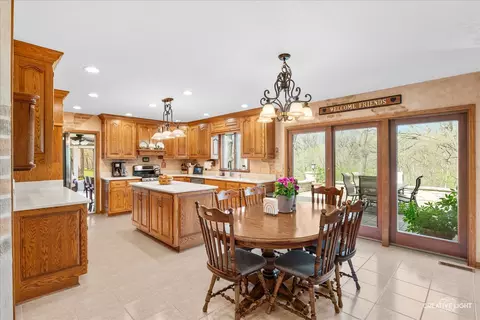 Kitchen - 10045 N Bell Rd, Minooka, IL 60447 photo 2 of 3