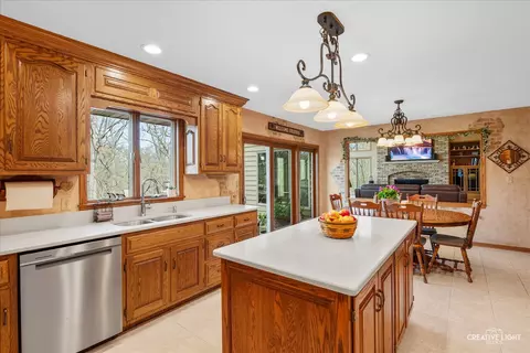 Kitchen - 10045 N Bell Rd, Minooka, IL 60447 photo 1 of 3
