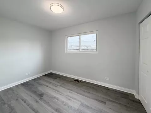 Bedroom - 11361 S Racine Ave, Chicago, IL 60643 photo 2 of 3