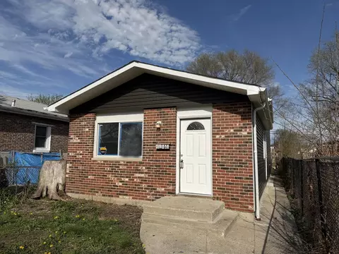 Exterior - 11361 S Racine Ave, Chicago, IL 60643 photo 2 of 5