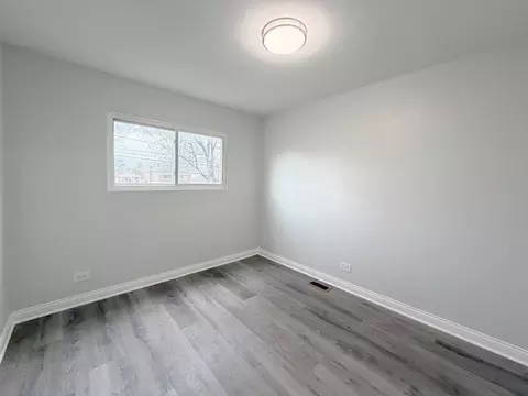 Bedroom - 11361 S Racine Ave, Chicago, IL 60643 photo 3 of 3