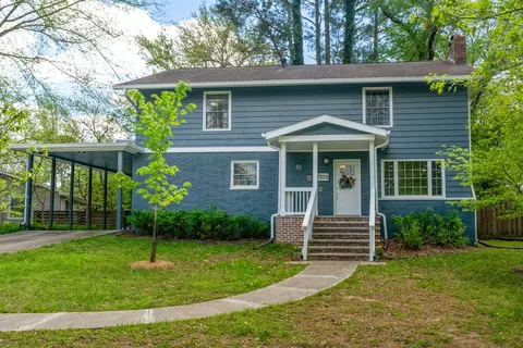 1305 W Tenney Dr, Carbondale, IL 62901