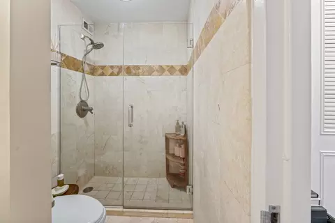 Bath - 222 E Pearson St #1706, Chicago, IL 60611 photo 2 of 2