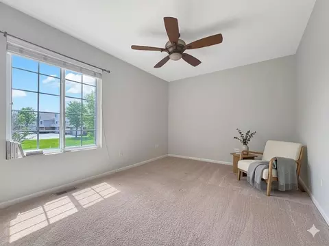 Bedroom - 3381 Cameron Dr, Elgin, IL 60124 photo 3 of 3