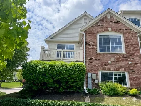 Exterior - 3381 Cameron Dr, Elgin, IL 60124 photo 2 of 5