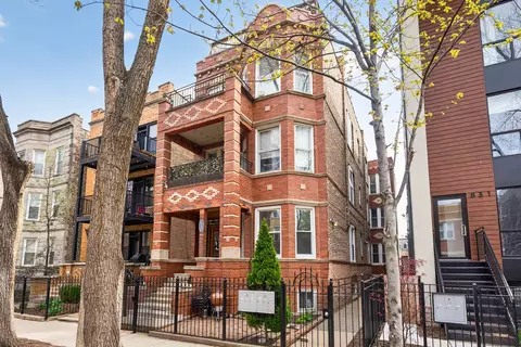 835 N Maplewood Ave #1F, Chicago, IL 60622