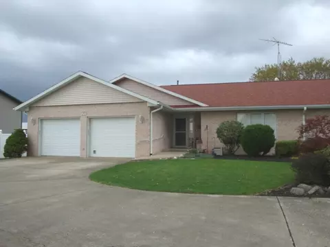 1248 E 500 North Rd, Cissna Park, IL 60924