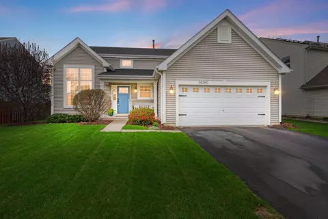 34250 N Wineberry Ln, Round Lake, IL 60073