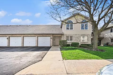 157 Saenz Ln #157, Joliet, IL 60436