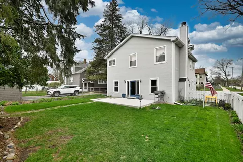 Exterior - 1495 E Algonquin Rd, Des Plaines, IL 60016 photo 4 of 7