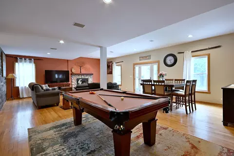 Other - 1495 E Algonquin Rd, Des Plaines, IL 60016 photo 1 of 8