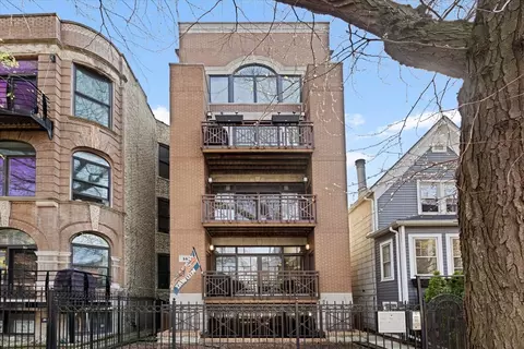 1639 N Oakley Ave #D1, Chicago, IL 60647