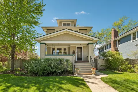 909 Linden Ave, Oak Park, IL 60302