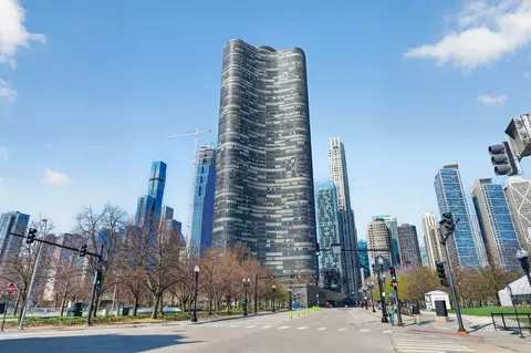 505 N Lake Shore Dr #2711, Chicago, IL 60611