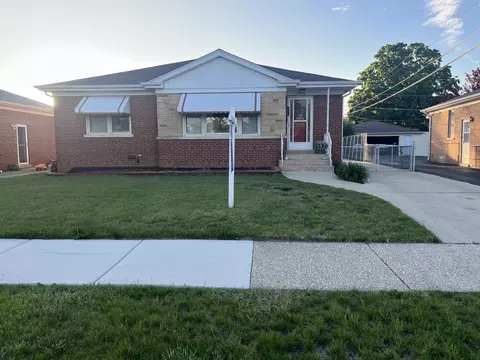 11036 Shaw St, Westchester, IL 60154