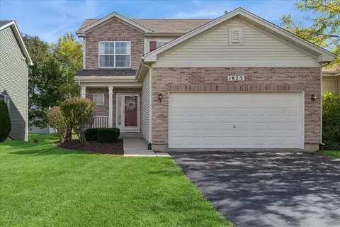 1823 S Fallbrook Dr, Round Lake, IL 60073